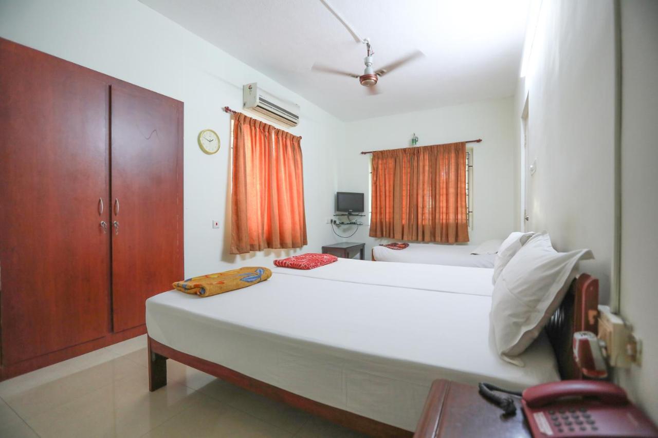 Ulo Saicharan Comfort Inn Chennai Exterior photo