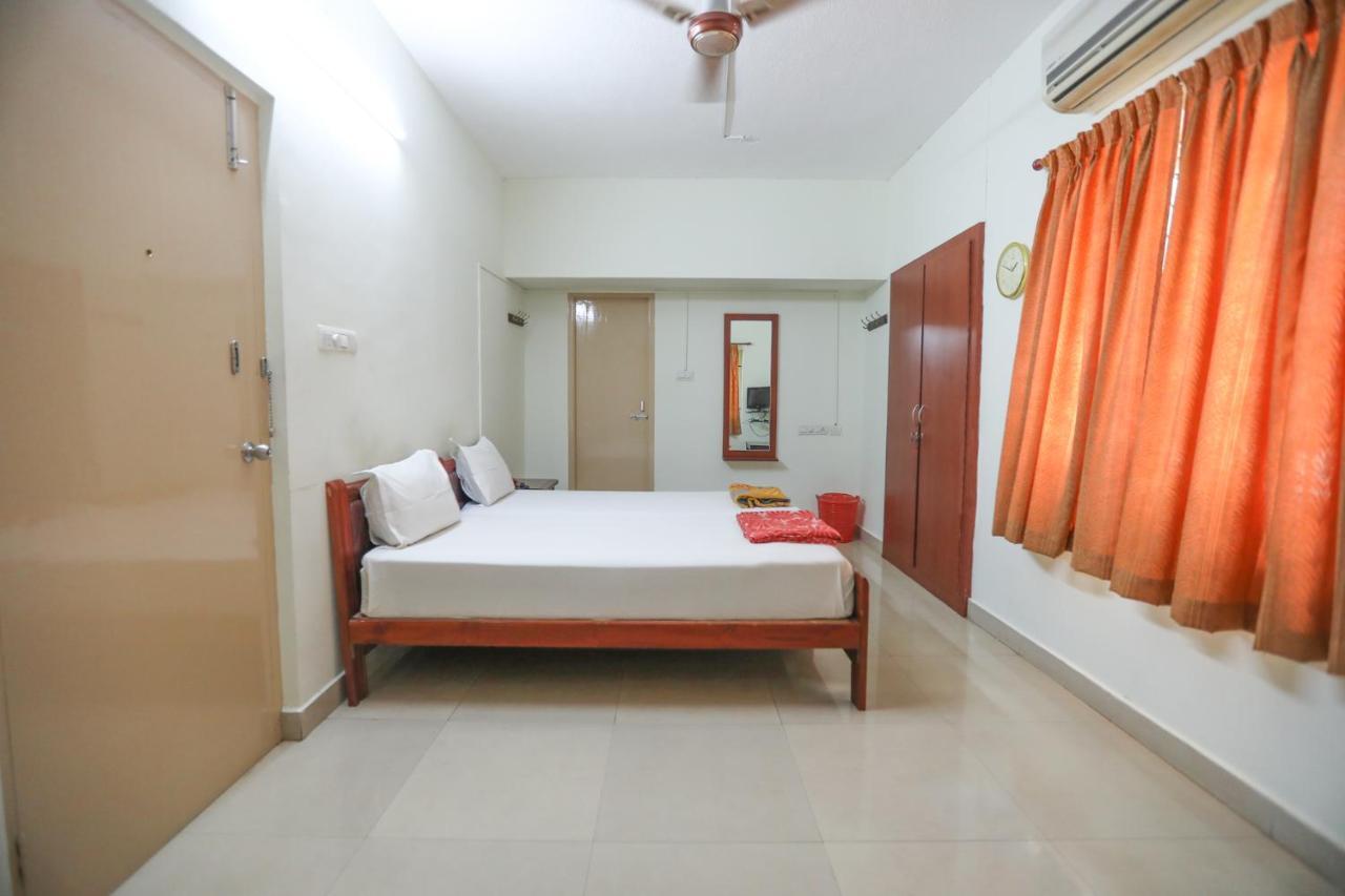 Ulo Saicharan Comfort Inn Chennai Exterior photo