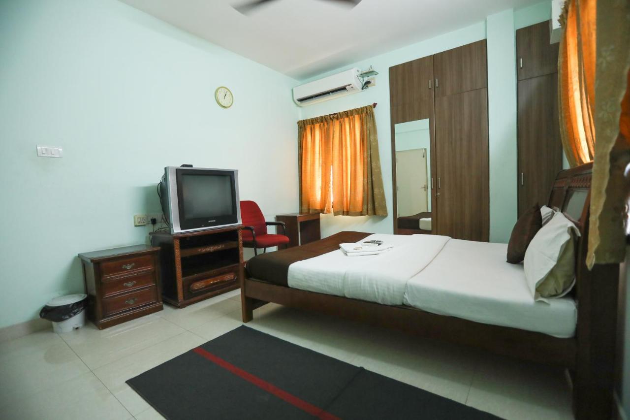 Ulo Saicharan Comfort Inn Chennai Exterior photo